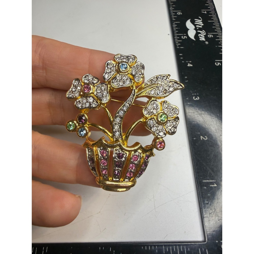 Gold Tone Flower Basket Brooch Multi Color Rhinestone Floral Pin Accessory